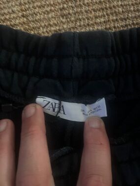 Zara Graphic Men’s Shorts